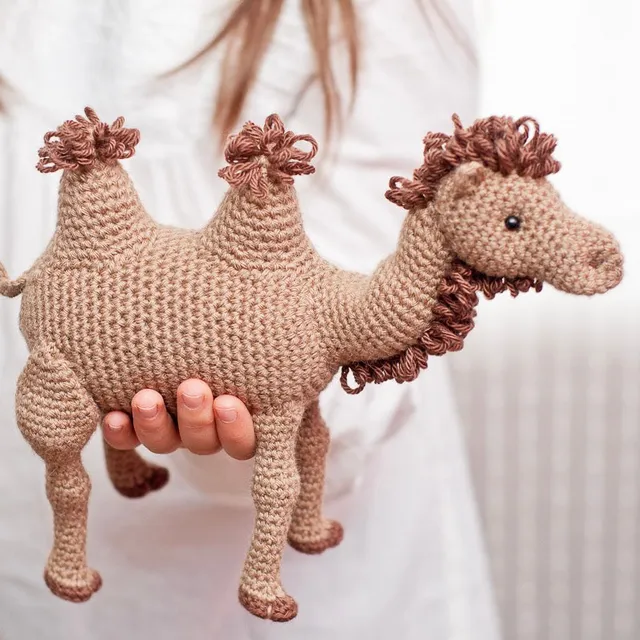 pascuali-pattern-amigurumi-camel-crochet-pdf-pattern-english image 1