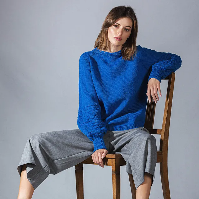 pascuali-adara-pullover-strickanleitung-top-down-raglan-mit-sailor-bobbel image 1