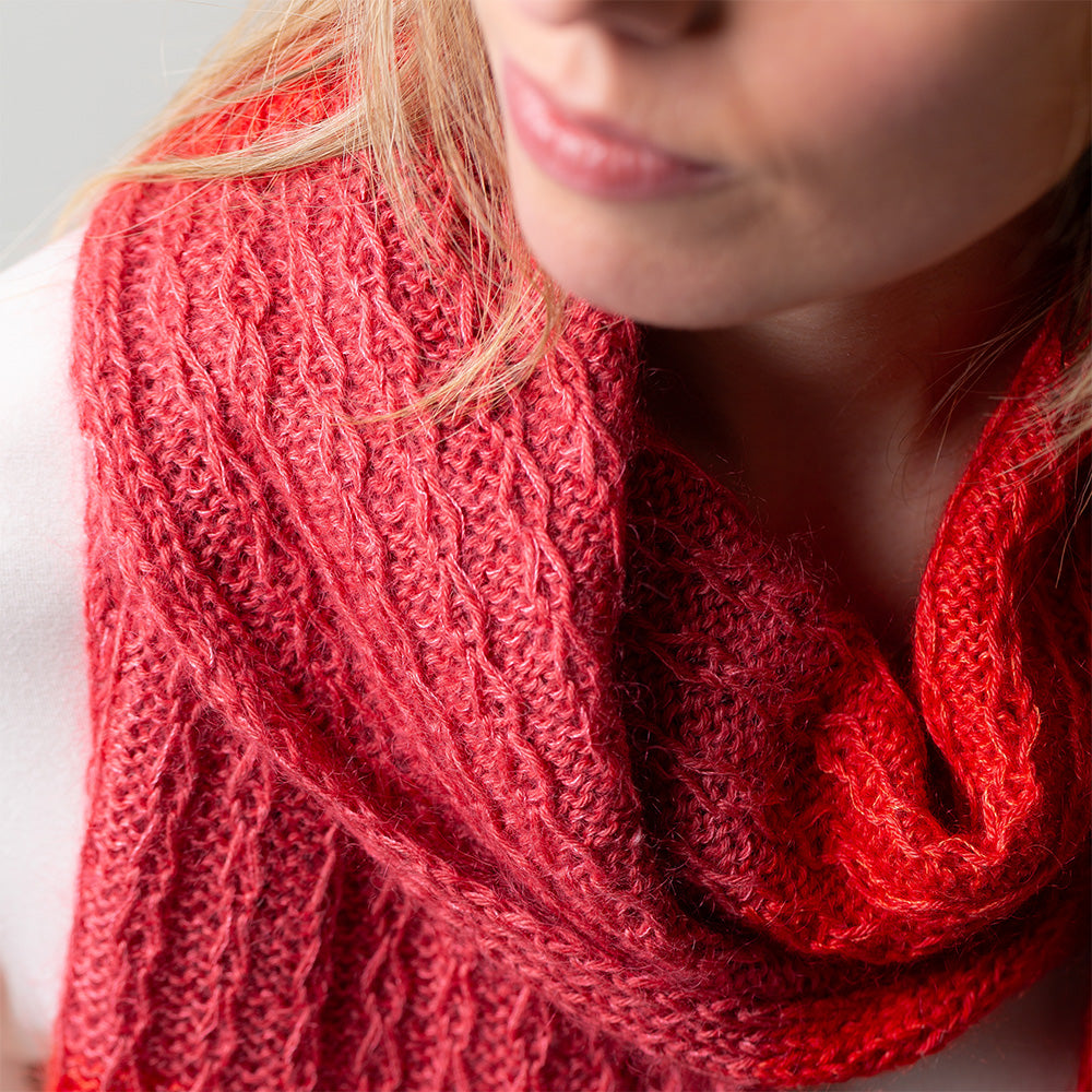 pascuali-whispering-lines-schal-strickanleitung-zweif-dig image 3