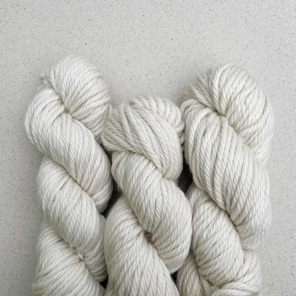 pascuali-maximo-undyed-strickgarn-100-merino-chunky-wolle image 1