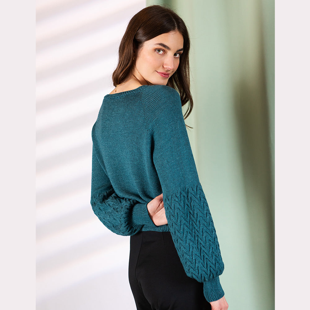 pascuali-juna-pullover-strickanleitung-top-down-raglan-mit-zopf-rmeln image 2