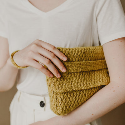 pascuali-h-kelanleitung-clutch-lunti-reliefmuster-aus-sole-manada image 6