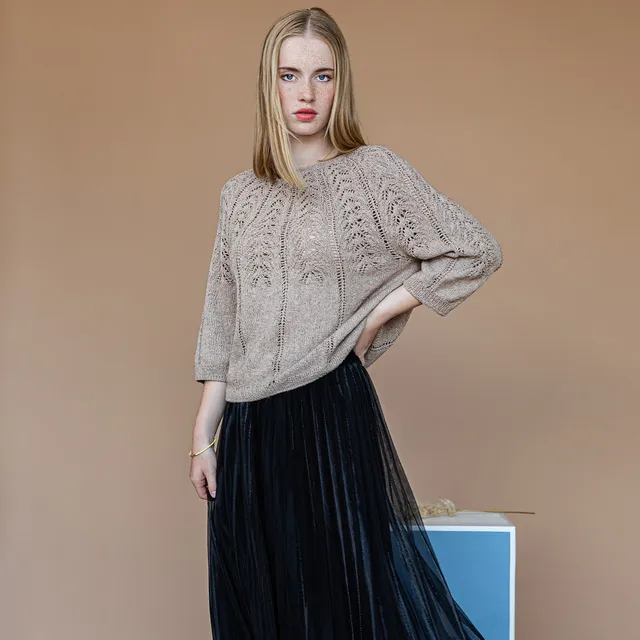 pascuali-fabiana-pullover-strickanleitung-deutsch-ajour-pullover-mit-3-4-rmel image 1