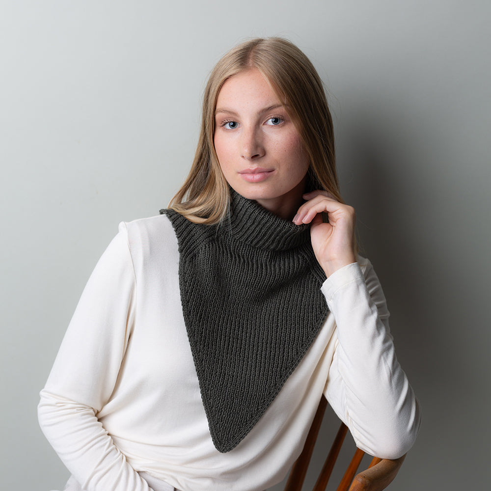 pascuali-winter-whisper-cowl-strickanleitung-kragen-deutsch-1x1-rippe image 1
