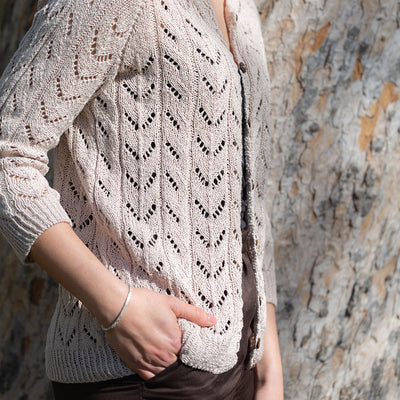 pascuali-light-drift-cardigan-strickanleitung-top-down-cardigan-mit-dreiviertela image 4