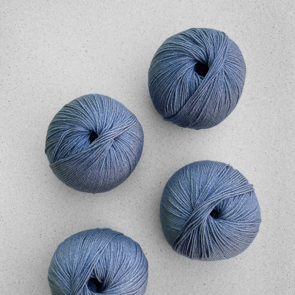 pascuali-saffira-handstrickgarn-merino-maulbeerseide-gots image 1