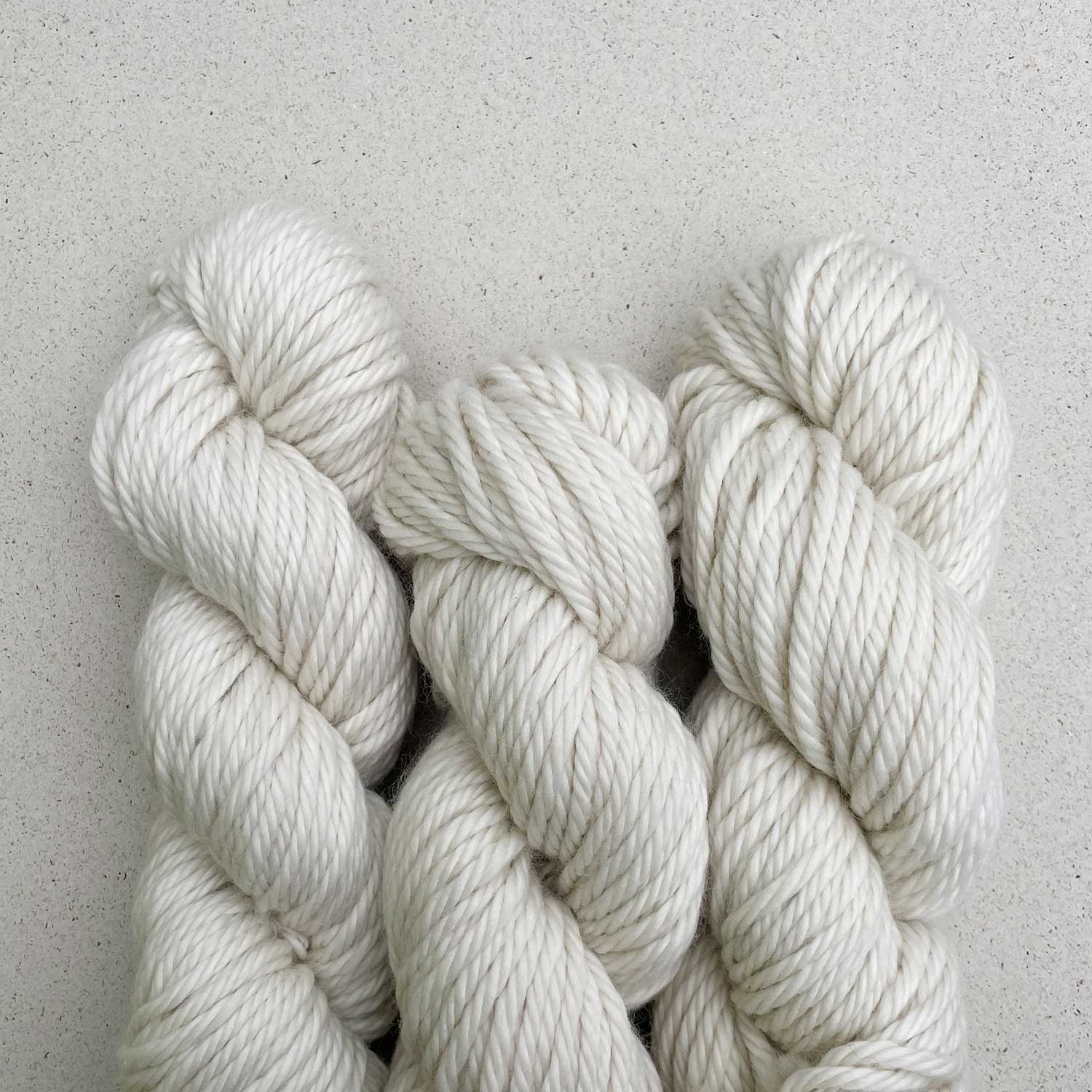 pascuali-maximo-ungef-rbt-100-merinowolle-chunky-schnellstrickgarn image 1