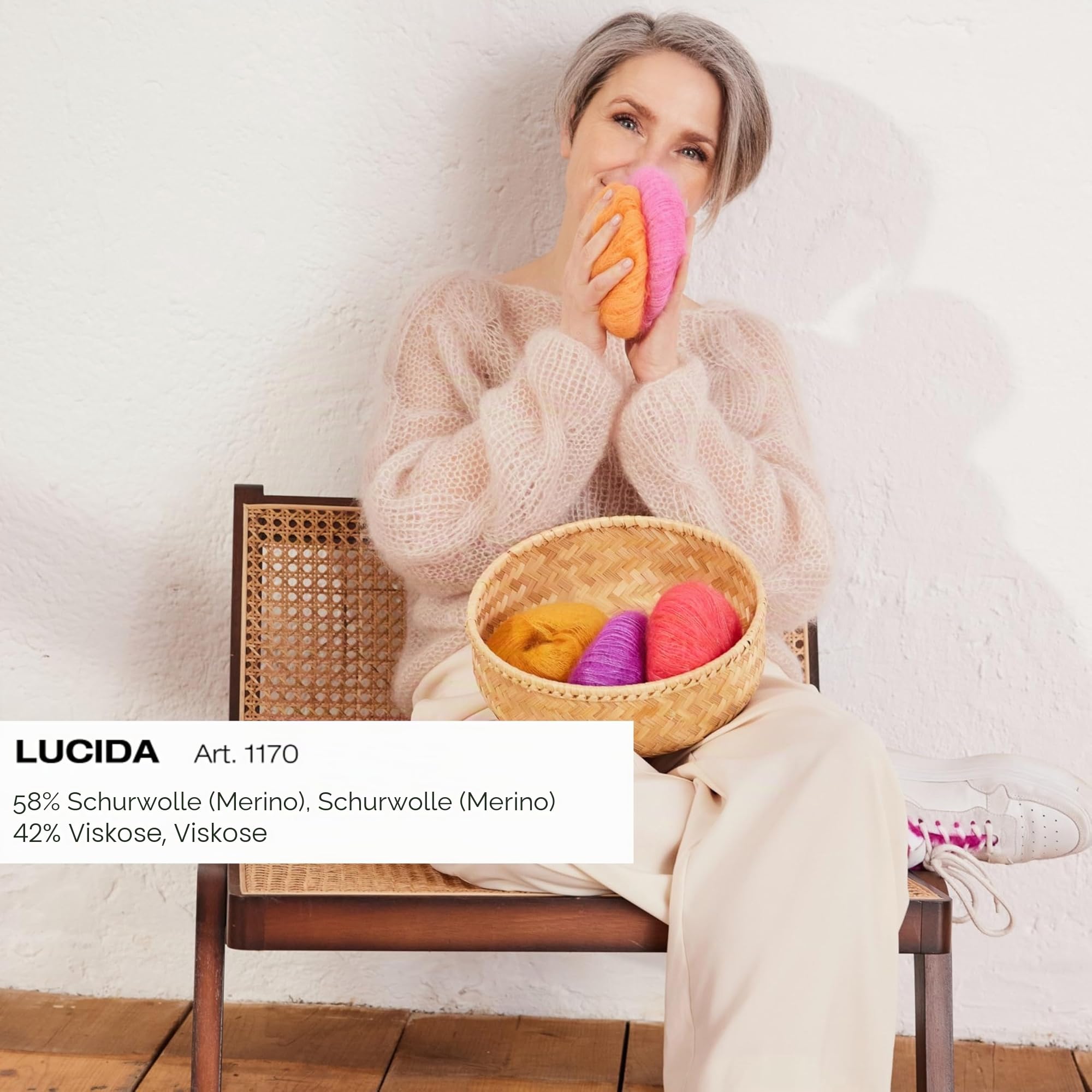 lana-grossa-lucida-netzgarn-fb-1-glanzgarn-aus-58-merino-schurwolle-und-42-visko image 2