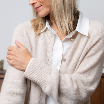 pascuali-velvet-line-cardigan-strickanleitung-jacke-aus-bio-cashmere-top-down image 3