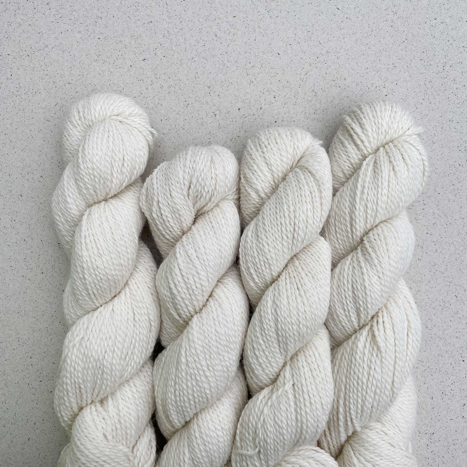 pascuali-balayage-ungef-rbt-baby-alpaka-merinowolle-naturgarn image 1