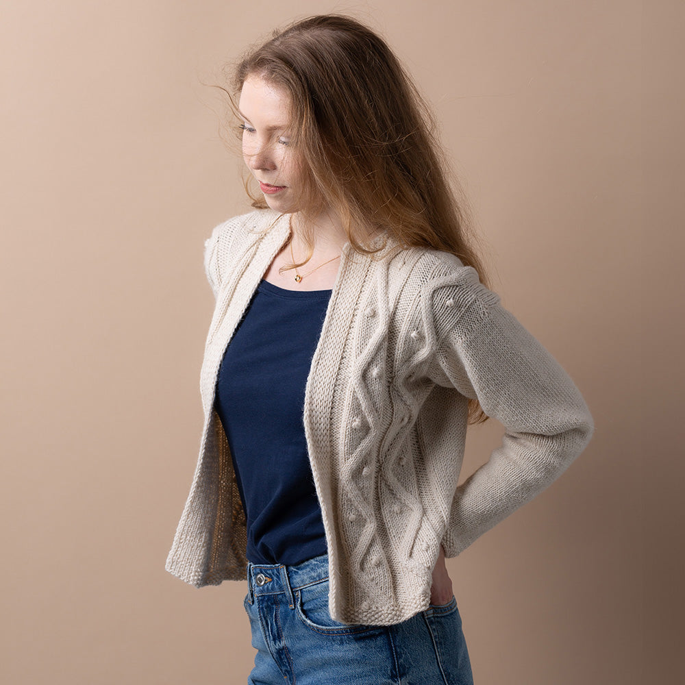 pascuali-strickanleitung-cardigan-mad-love-zopfjacke-mit-noppen-von-marina-storm image 3