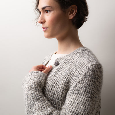 pascuali-anleitung-paris-loop-jacke-kurzschnitt-mit-taschen-im-webmuster image 3