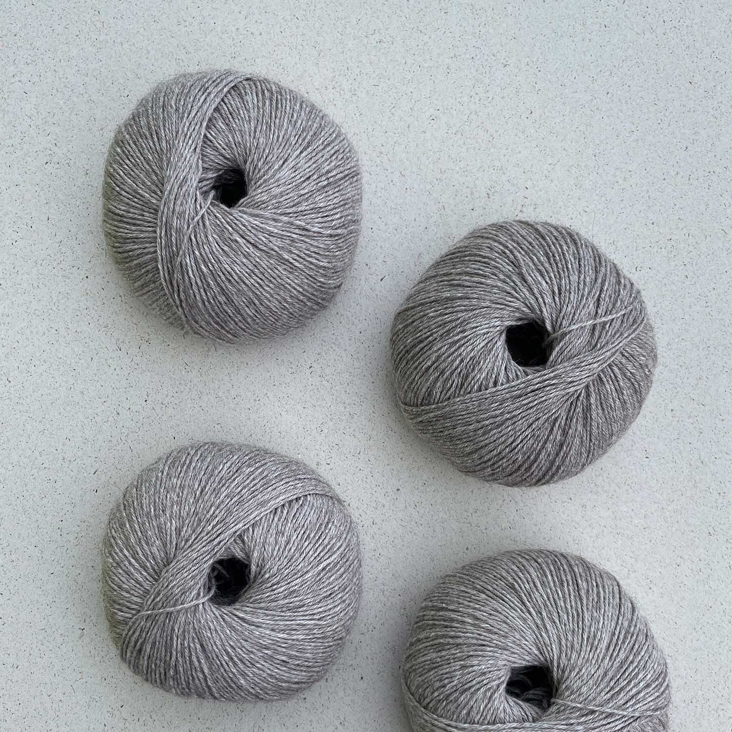 pascuali-puno-baumwoll-alpakagarn-gots-naturt-ne image 1