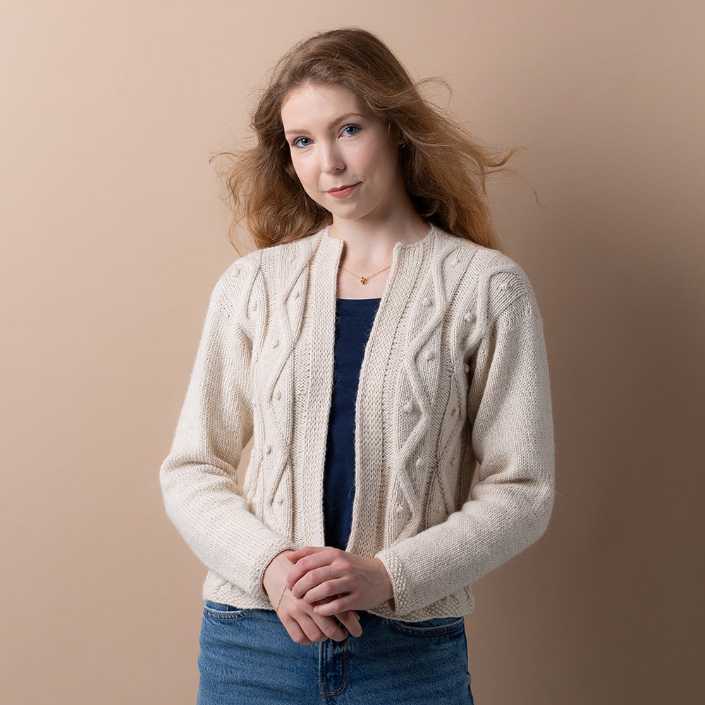 pascuali-strickanleitung-cardigan-mad-love-zopfjacke-mit-noppen-von-marina-storm image 2