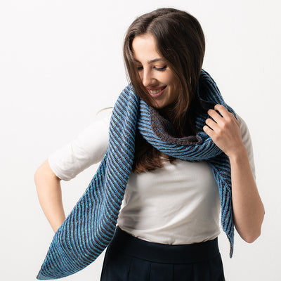 pascuali-wrap-twisted-trapeze-strickanleitung-tuch-in-two-color-brioche image 5