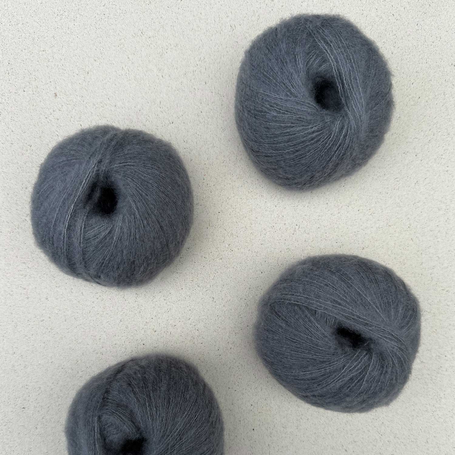 pascuali-manada-premiumgarn-superkid-mohair-seide-merino-yak-rms image 5