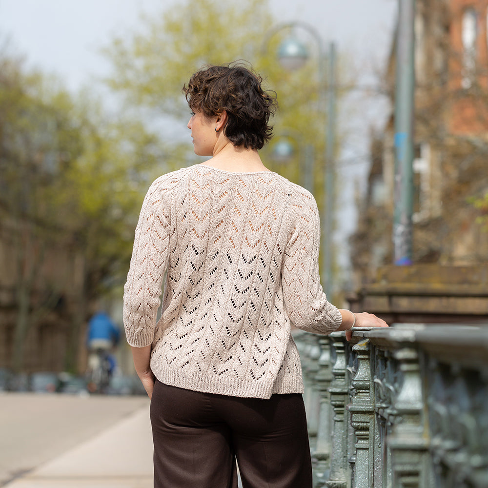 pascuali-light-drift-cardigan-strickanleitung-luftige-jacke-mit-muschel-knopflei image 2