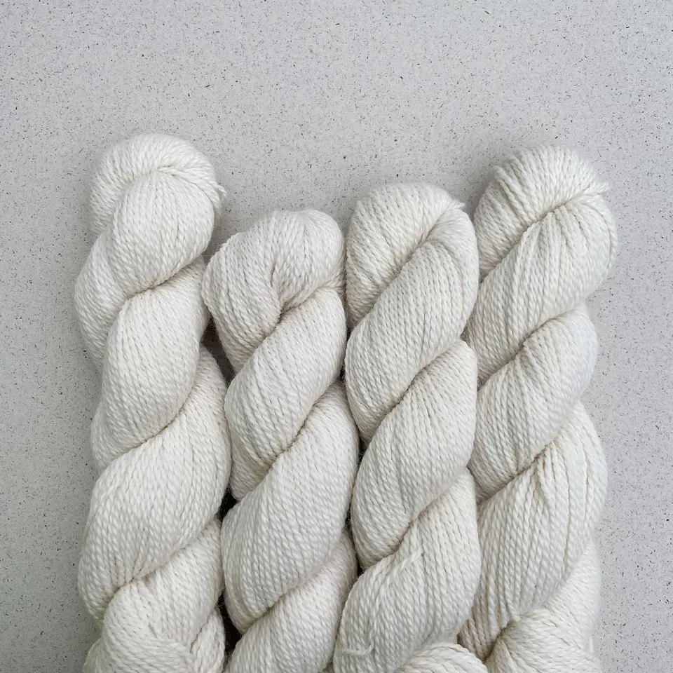 pascuali-balayage-ungef-rbt-baby-alpaka-merinowolle-naturgarn image 1
