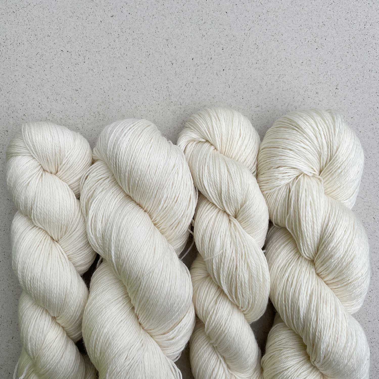 pascuali-merino-baby-lace-zum-f-rben-garn-100-schurwolle image 1