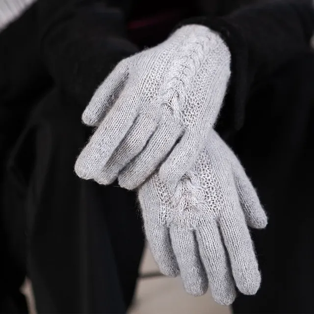 pascuali-lan-fingerhandschuhe-strickanleitung-f-r-damenhandschuhe image 1