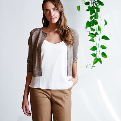 pascuali-vanina-cardigan-strickanleitung-kurze-sommerjacke-mit-stickerei image 5