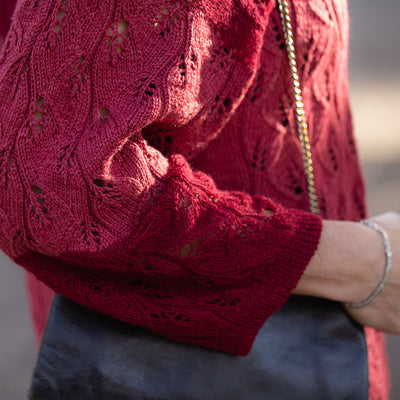 pascuali-strickanleitung-pullover-leaf-whisper-blattmuster-ton-in-ton image 4