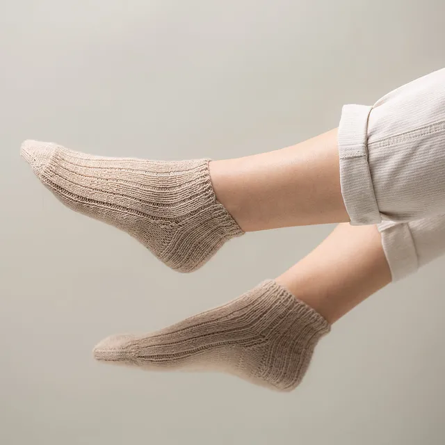 pascuali-striped-ankle-socken-strickanleitung-gr-e-39-40 image 1